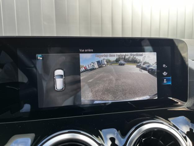 MERCEDES-BENZ GLA 200 d AMG Line  GLA 200 d AMG Line