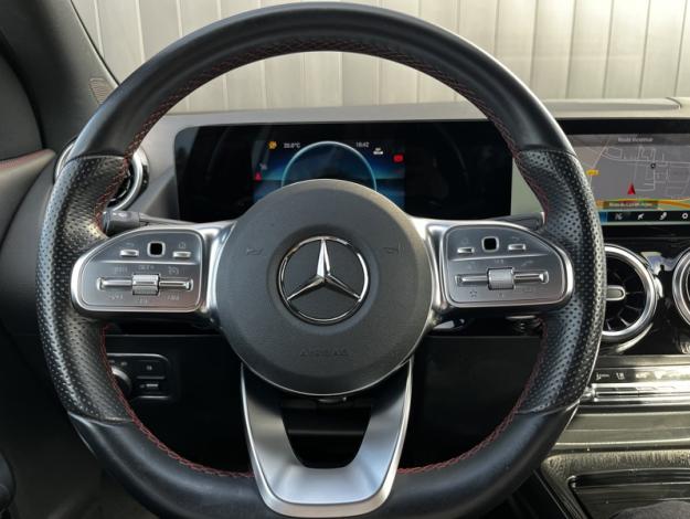 MERCEDES-BENZ GLA 200 d AMG Line  GLA 200 d AMG Line