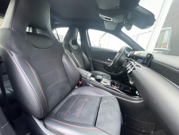 MERCEDES-BENZ Classe A 180 AMG Line  
