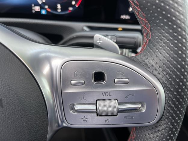 MERCEDES-BENZ Classe A 180 AMG Line  