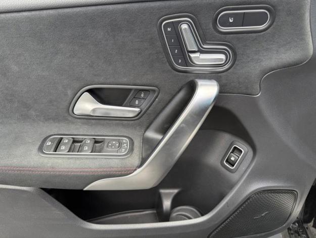 MERCEDES-BENZ A-Klasse A 250 e AMG Line