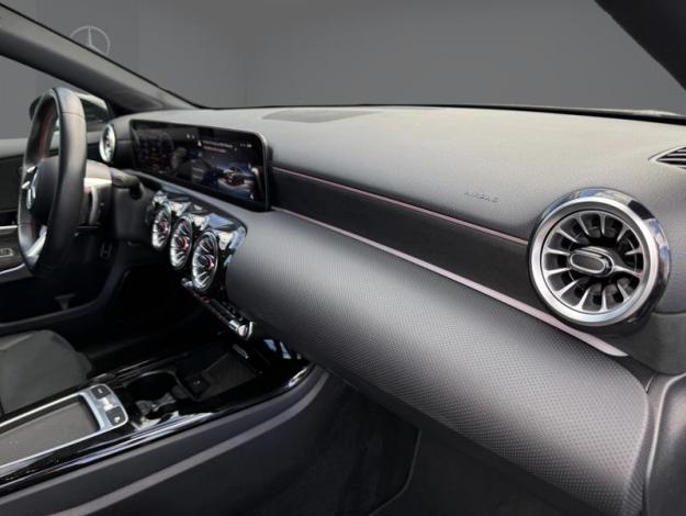 MERCEDES-BENZ A-Klasse A 250 e AMG Line