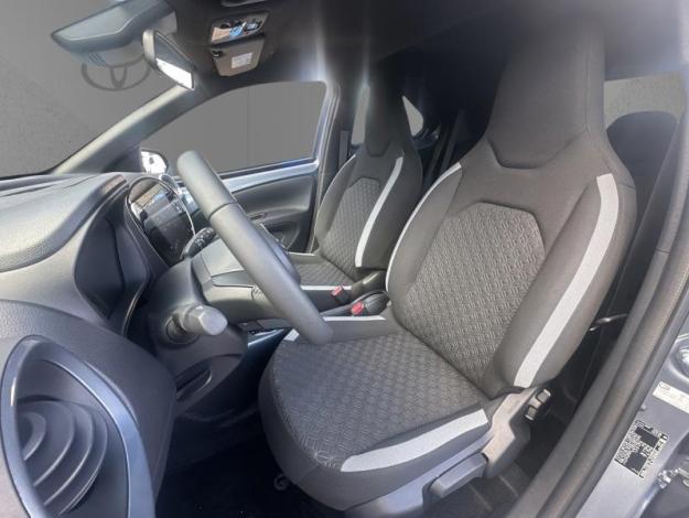 TOYOTA Aygo X 1.0 VVT-i 72 Design  