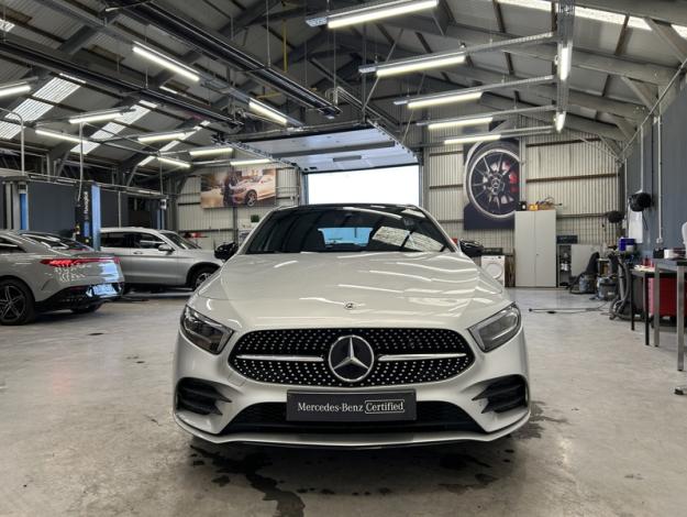 MERCEDES-BENZ A 250 e AMG Line  