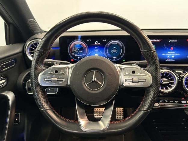 MERCEDES-BENZ A 250 e AMG Line  