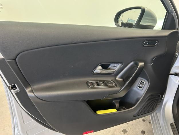 MERCEDES-BENZ A-Klasse A 250 e Business Line