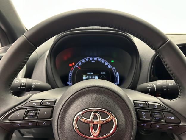 TOYOTA Aygo X 1.0 S-CVT 72 Design  