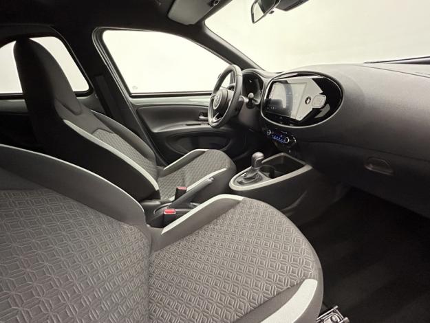 TOYOTA Aygo X 1.0 S-CVT 72 Design  