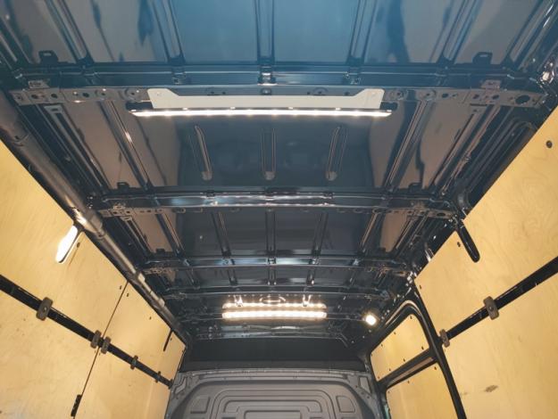 MERCEDES-BENZ Sprinter 214 CDI Fourgon Toit L2H2  