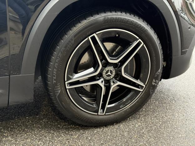 MERCEDES-BENZ GLB 180 d AMG Pack Night PREMIUM Plus  