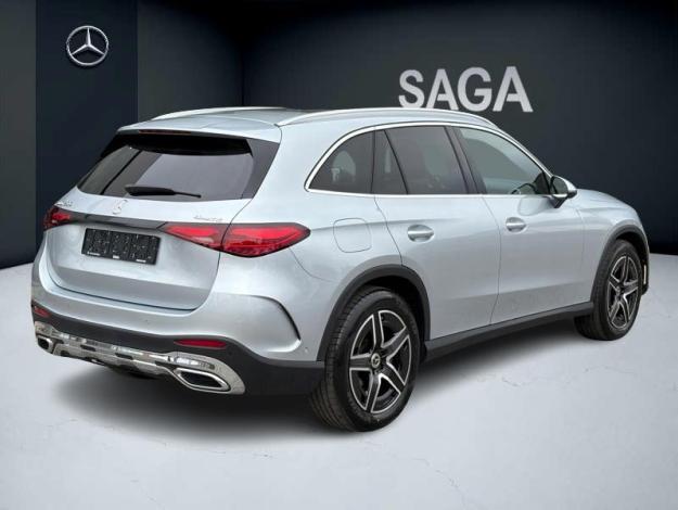 MERCEDES-BENZ GLC 200 4MATIC AMG Toit Pano Attelage  