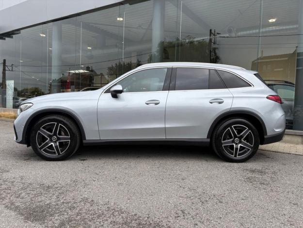 MERCEDES-BENZ GLC 200 4MATIC AMG Toit Pano Attelage  