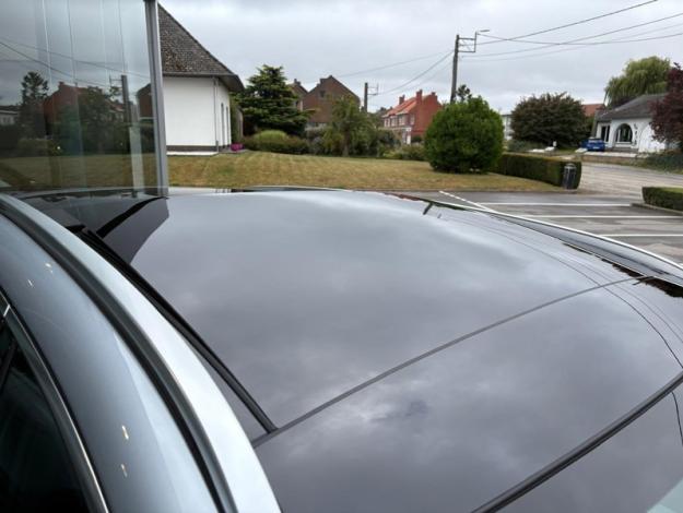 MERCEDES-BENZ GLC 200 4MATIC AMG Toit Pano Attelage  