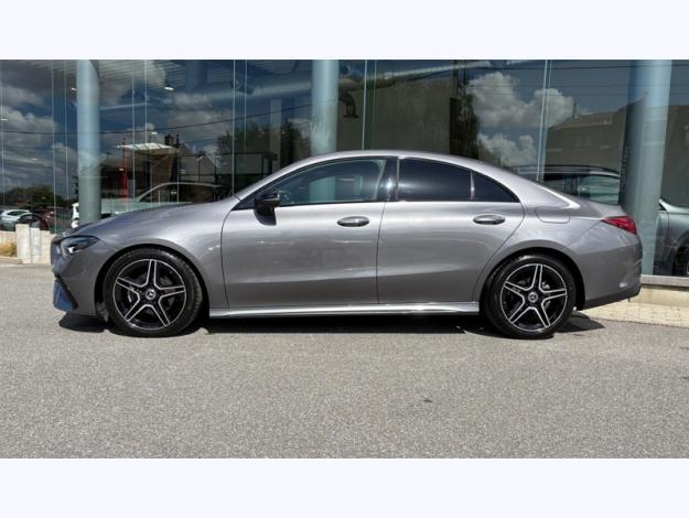 MERCEDES-BENZ CLA 180 Coupé AMG Pack Night Facelift  