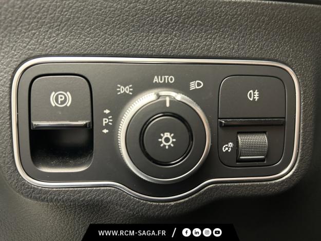 MERCEDES-BENZ EQA 250+ AMG Line  