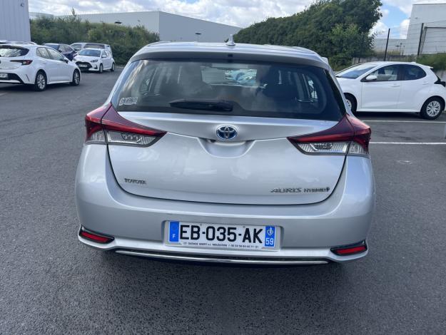 TOYOTA Auris Hybride 136h Dynamic  