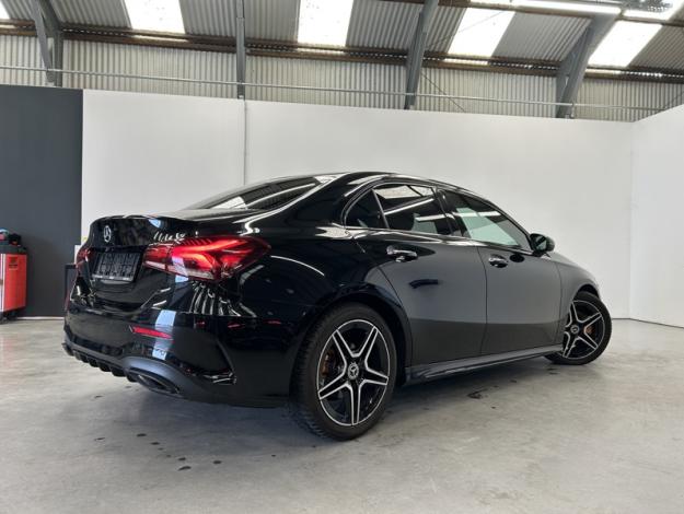 MERCEDES-BENZ A 180 d AMG Line  