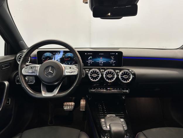 MERCEDES-BENZ A 180 d AMG Line  
