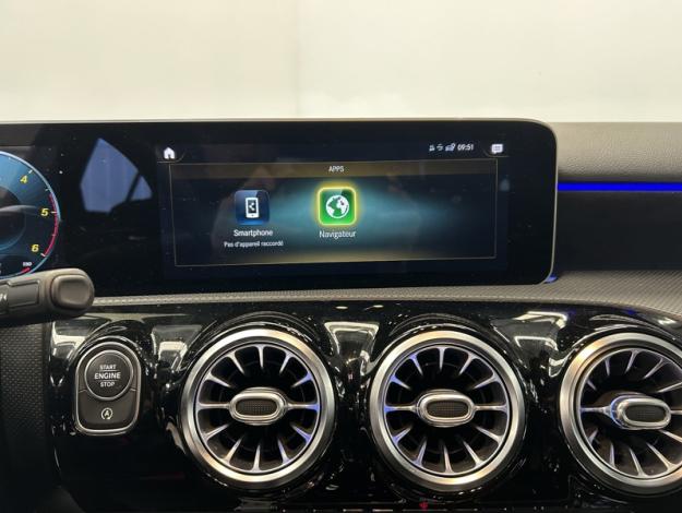 MERCEDES-BENZ A 180 d AMG Line  