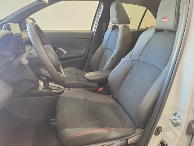 TOYOTA Yaris Cross Hybrid 2WD GR Sport  1.5 131 ch 