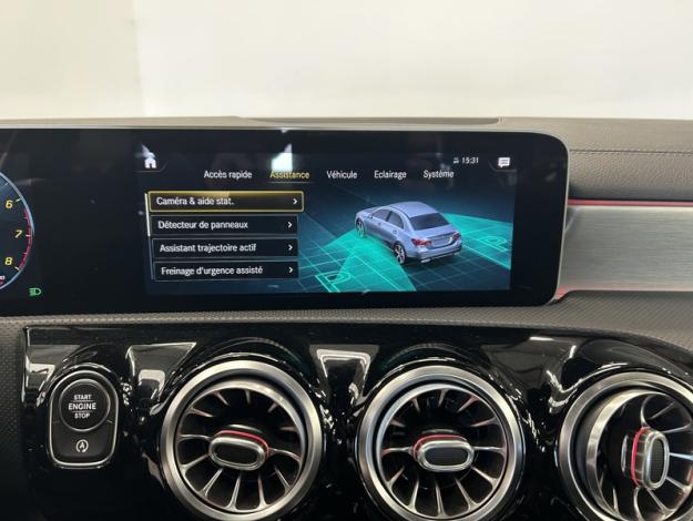 MERCEDES-BENZ A 200 Berline Pack AMG Toit Pano  