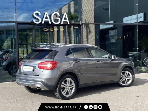 MERCEDES-BENZ GLA 200 d Sensation  