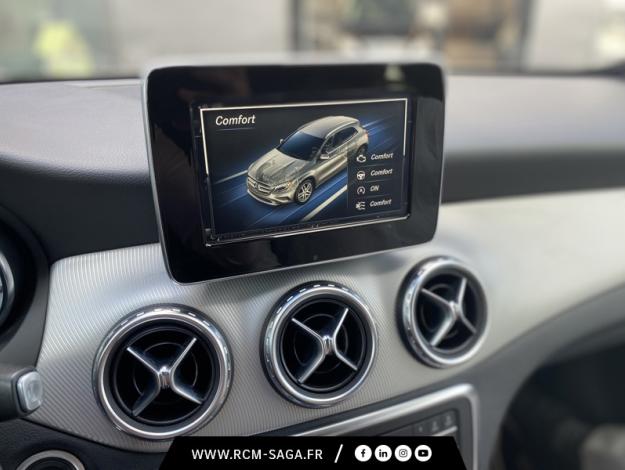 MERCEDES-BENZ GLA 200 d Sensation  