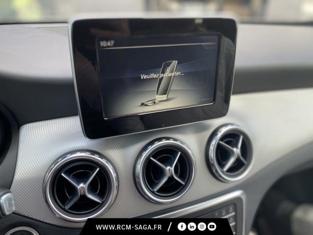 MERCEDES-BENZ GLA 200 d Sensation  