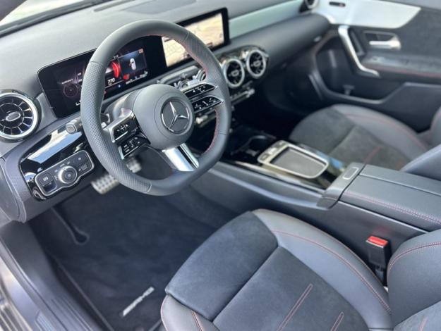 MERCEDES-BENZ Classe A 200 d AMG Line  Classe A 200 d AMG Line