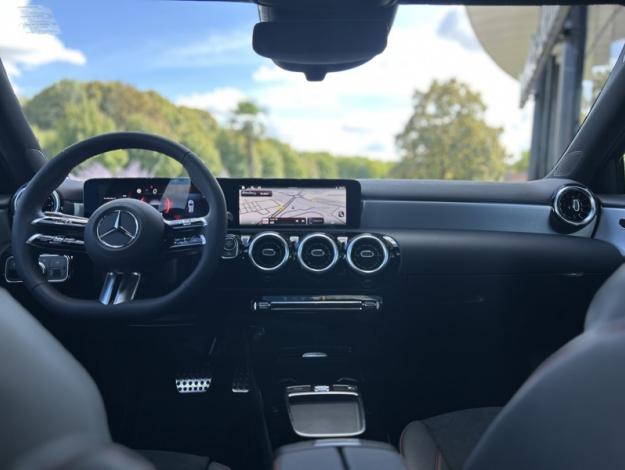 MERCEDES-BENZ Classe A 200 d AMG Line  Classe A 200 d AMG Line