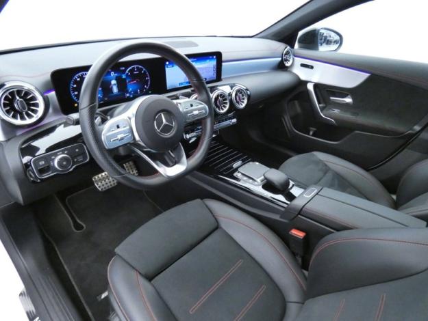 MERCEDES-BENZ CLA Shooting Brake CLA 200 d Shooting Brake AMG Line  CLA 200 d Shooting Brake AMG Line
