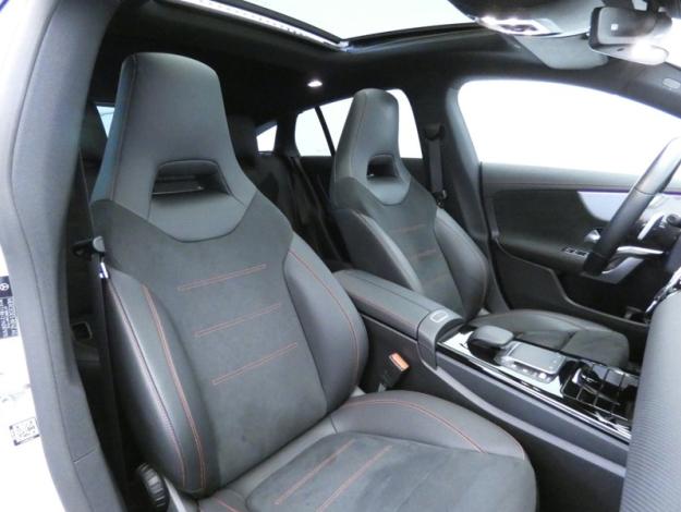 MERCEDES-BENZ CLA Shooting Brake CLA 200 d Shooting Brake AMG Line  CLA 200 d Shooting Brake AMG Line