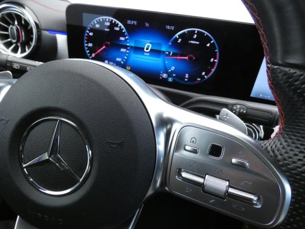 MERCEDES-BENZ CLA Shooting Brake CLA 200 d Shooting Brake AMG Line  CLA 200 d Shooting Brake AMG Line