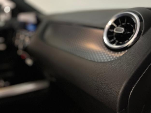 MERCEDES-BENZ GLA 200 d Business Line  