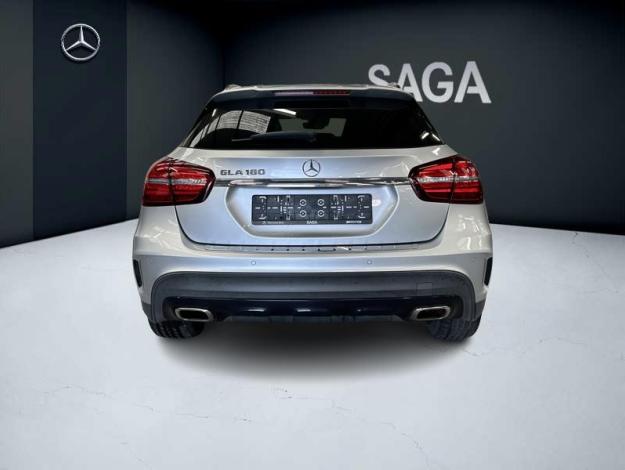 MERCEDES-BENZ GLA 180 AMG Pack Night Auto  