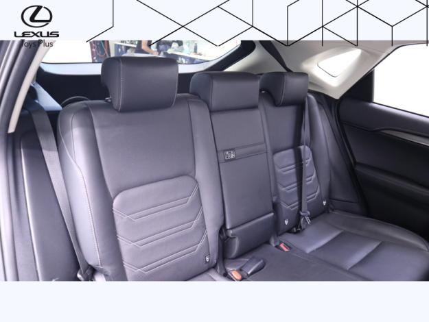 LEXUS NX 300H Luxe 4WD  