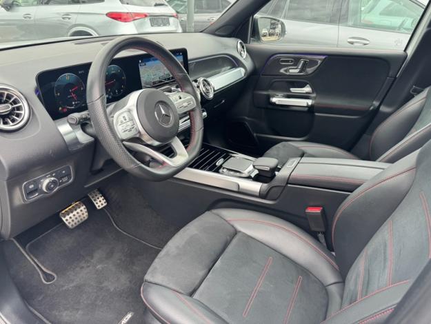 MERCEDES-BENZ GLB 180 d AMG Line - Toit ouvrant sièges électriques  