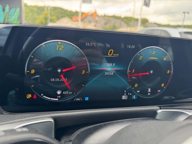 MERCEDES-BENZ GLB 180 d AMG Line - Toit ouvrant sièges électriques  