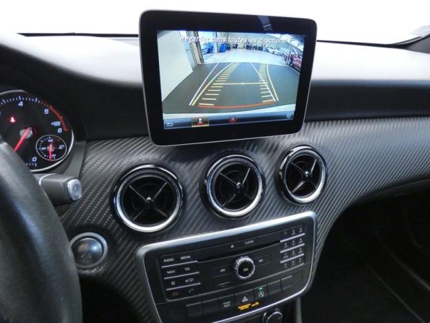 MERCEDES-BENZ GLA 180 d Intuition  