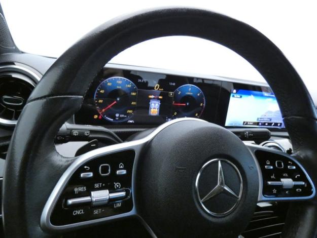 MERCEDES-BENZ Classe A Compact A 180 d Progressive Line 7G-DCT  