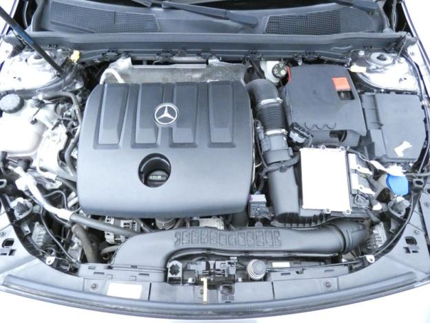 MERCEDES-BENZ Classe A Compact A 180 d Progressive Line 7G-DCT  