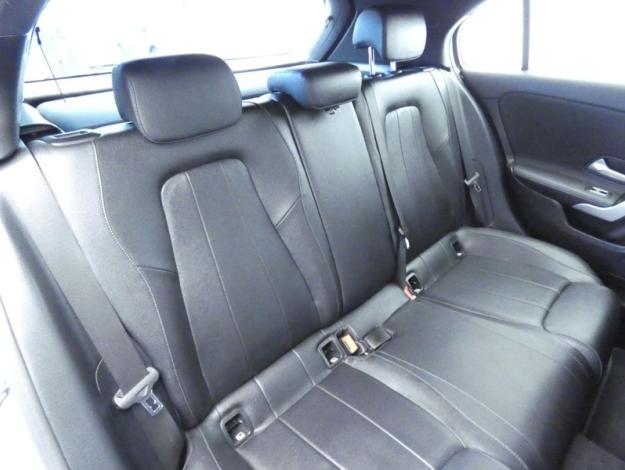 MERCEDES-BENZ Classe A Compact A 180 d Progressive Line 7G-DCT  