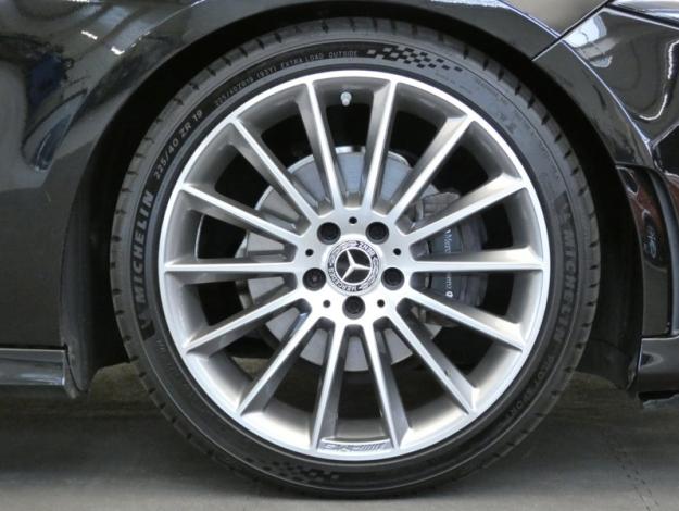 MERCEDES-BENZ Classe A 180 d AMG Line  