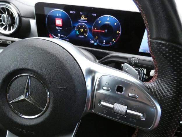 MERCEDES-BENZ Classe A 180 d AMG Line  