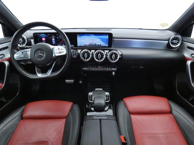 MERCEDES-BENZ Classe A 180 d AMG Line  