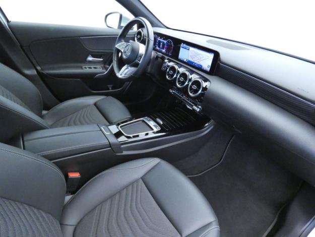 MERCEDES-BENZ Classe A 180 d Berline Business Line  Classe A 180 d Berline Business Line