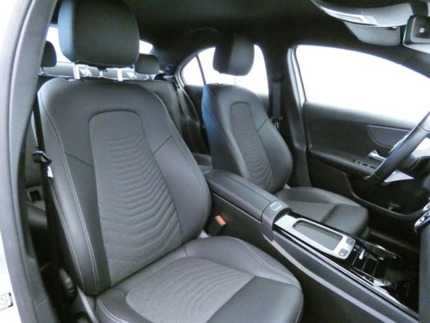 MERCEDES-BENZ Classe A 180 d Berline Business Line  Classe A 180 d Berline Business Line
