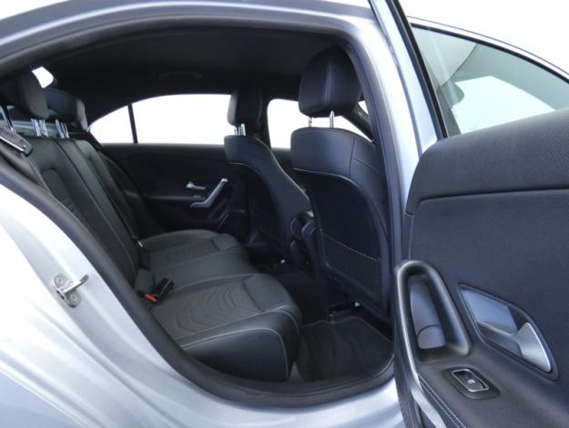 MERCEDES-BENZ Classe A 180 d Berline Business Line  Classe A 180 d Berline Business Line