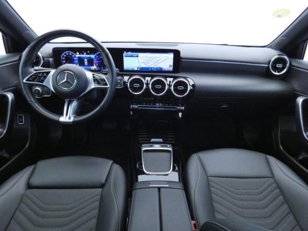 MERCEDES-BENZ Classe A 180 d Berline Business Line  Classe A 180 d Berline Business Line