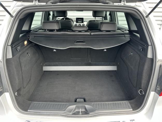 MERCEDES-BENZ Classe B B 180 d Sensation  